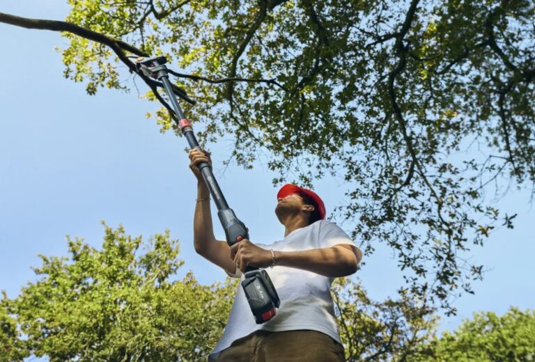 Αλυσοπρίονο κλαδέματος με κοντάρι Husqvarna Aspire PE5-P4A (με μπαταρία 4.0Ah και φορτιστή)